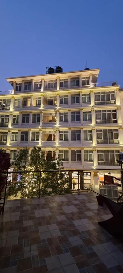 Durbar Hotel & Residence Катманду Екстер'єр фото