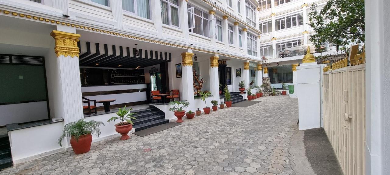 Durbar Hotel & Residence Катманду Екстер'єр фото