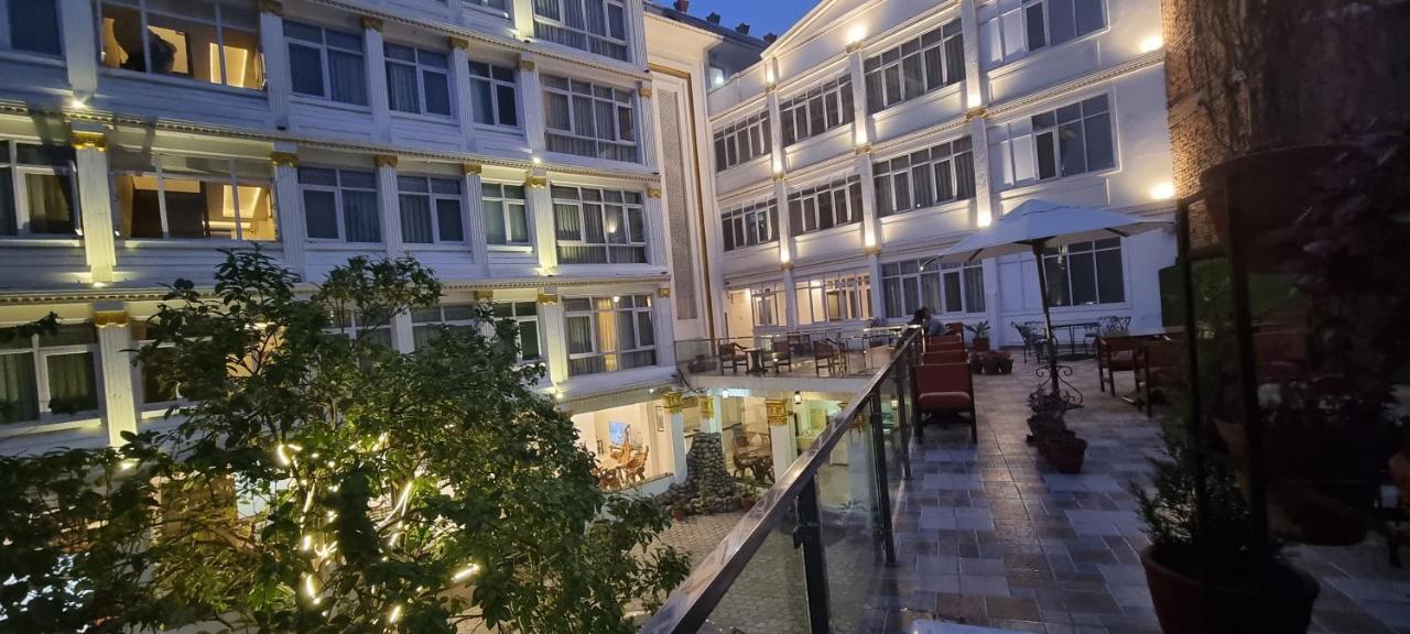 Durbar Hotel & Residence Катманду Екстер'єр фото