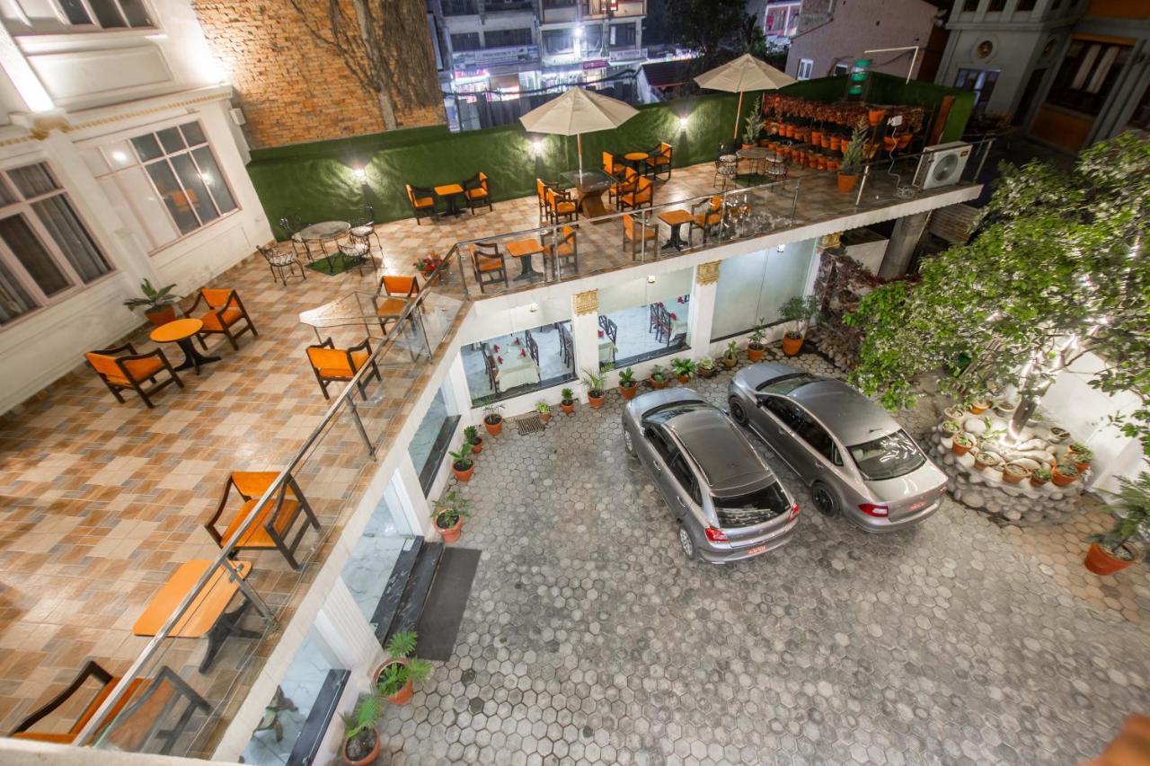 Durbar Hotel & Residence Катманду Екстер'єр фото