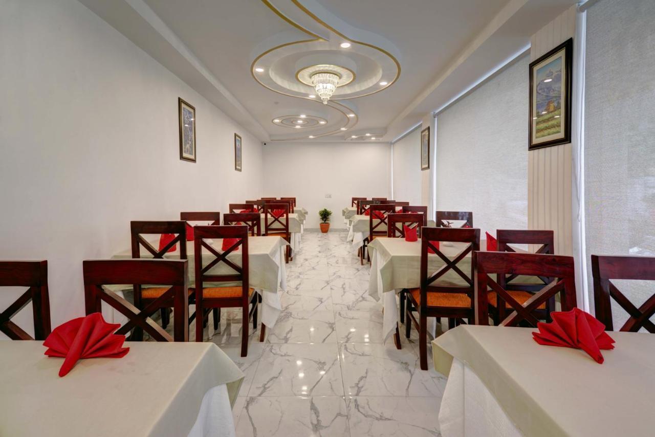 Durbar Hotel & Residence Катманду Екстер'єр фото