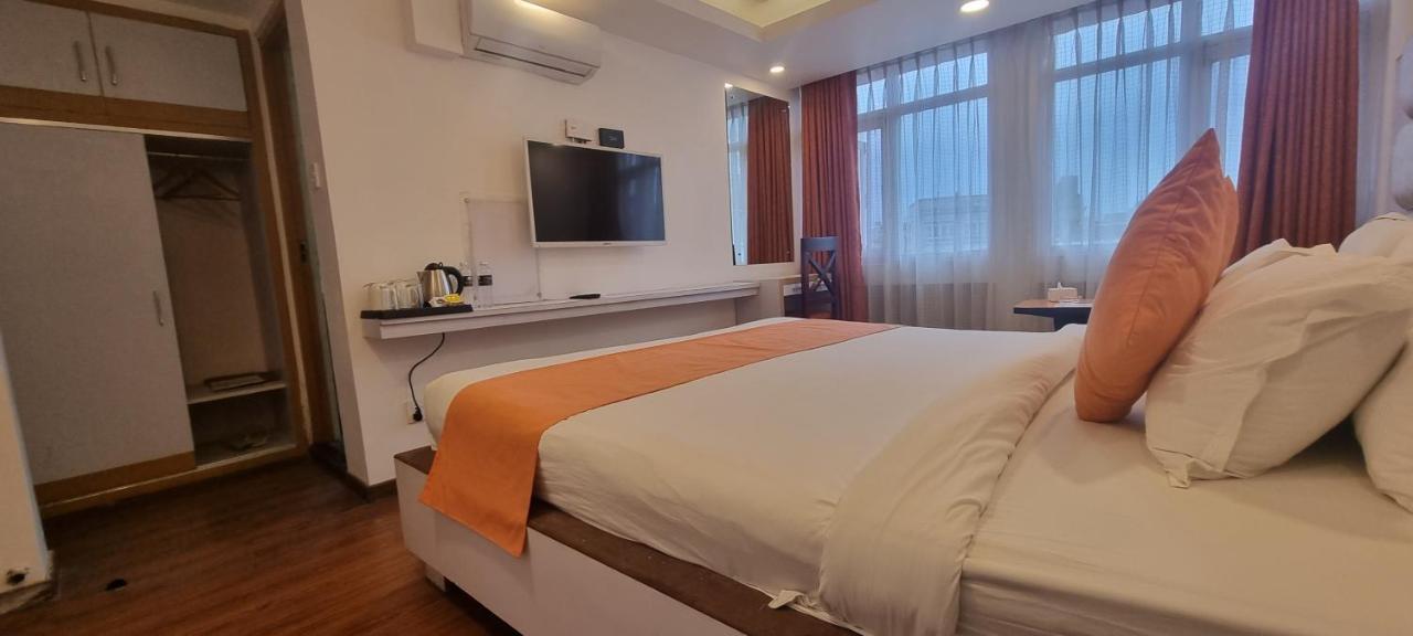 Durbar Hotel & Residence Катманду Екстер'єр фото