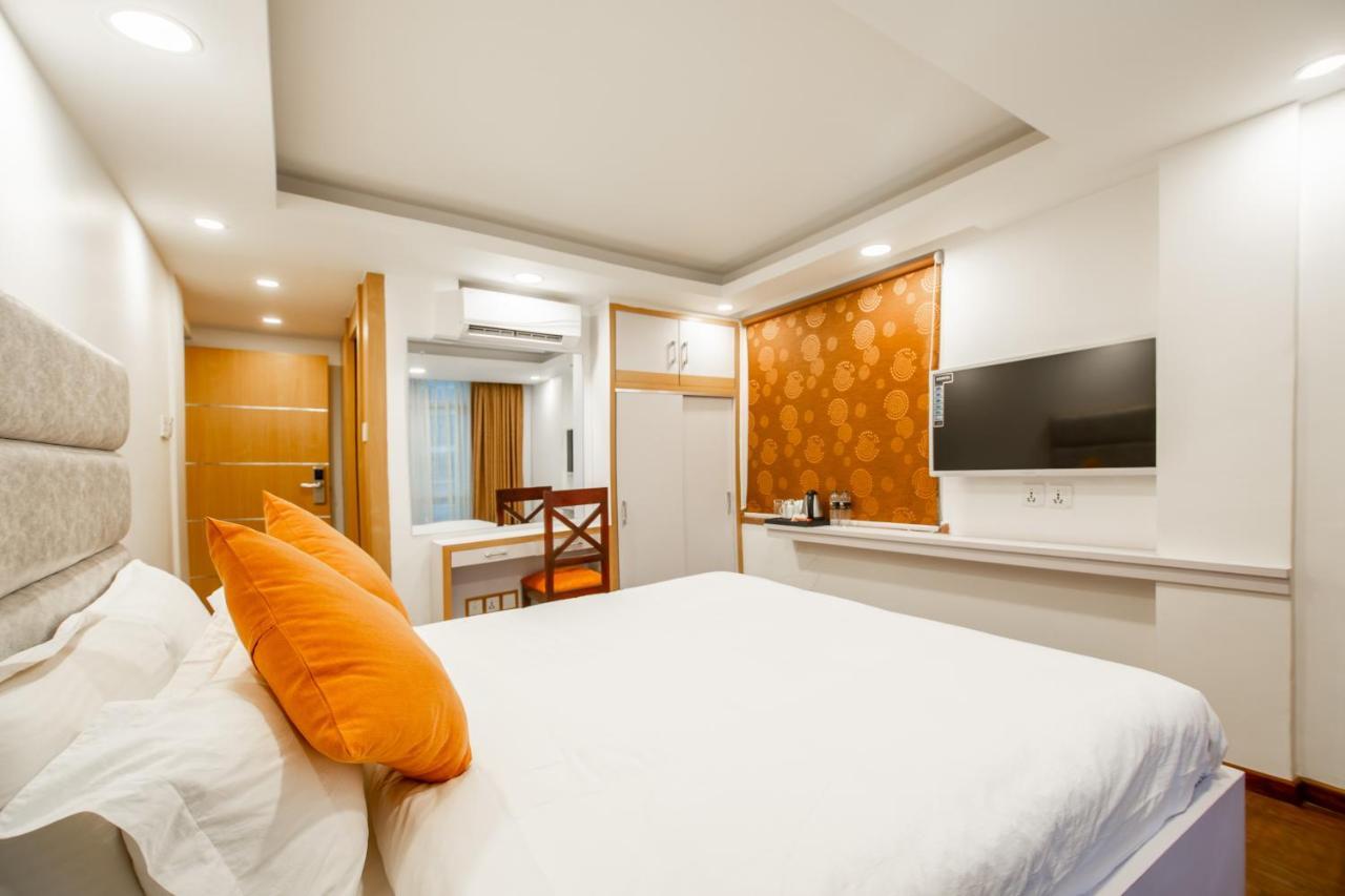 Durbar Hotel & Residence Катманду Екстер'єр фото
