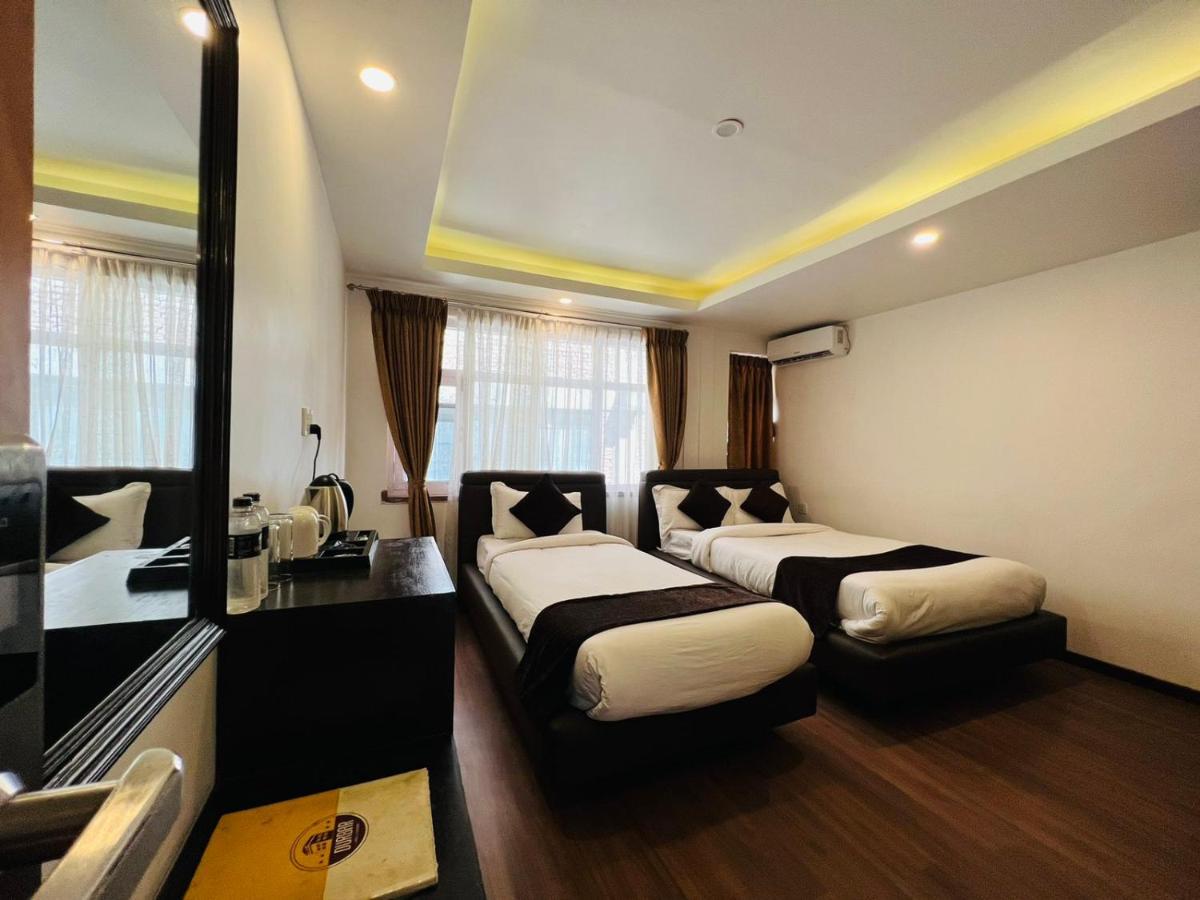 Durbar Hotel & Residence Катманду Екстер'єр фото