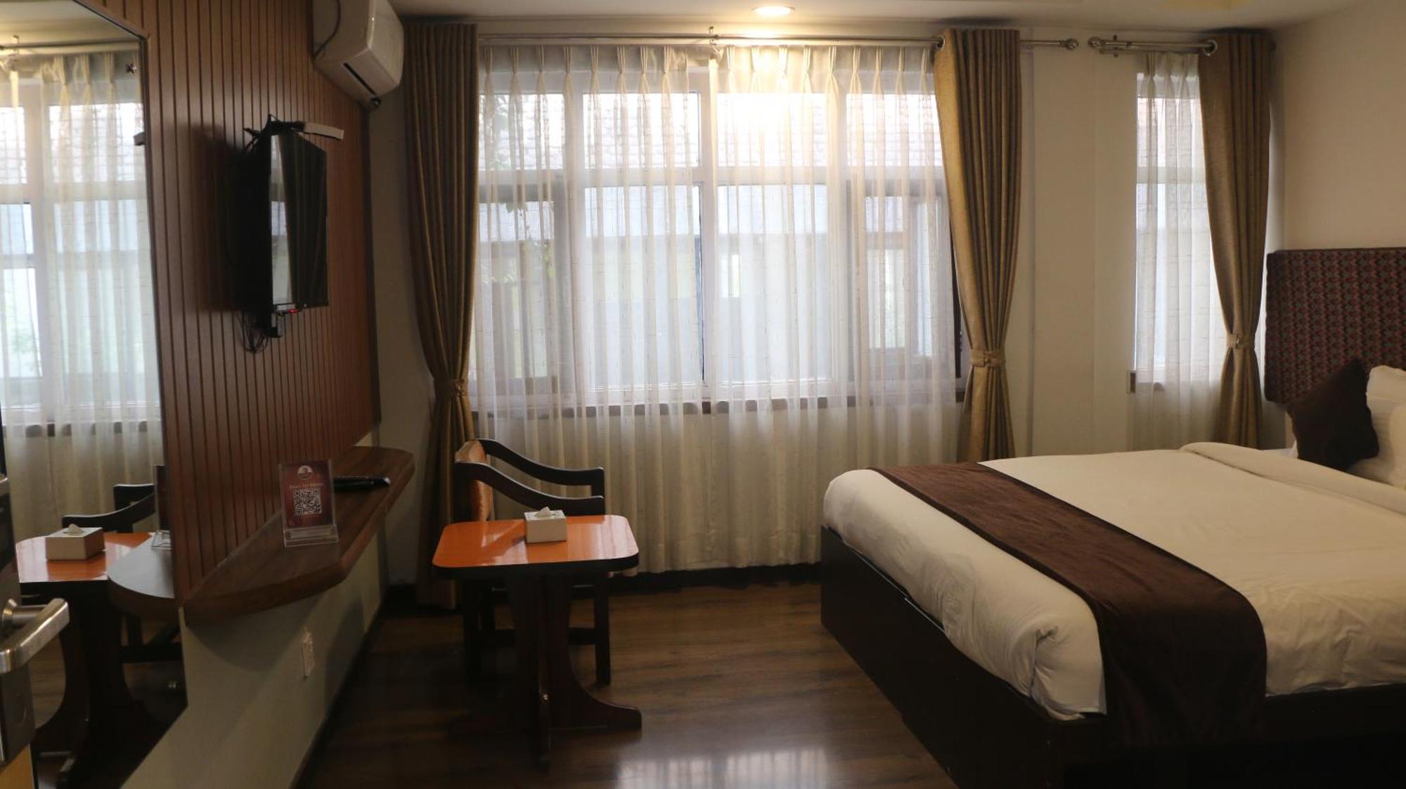 Durbar Hotel & Residence Катманду Екстер'єр фото